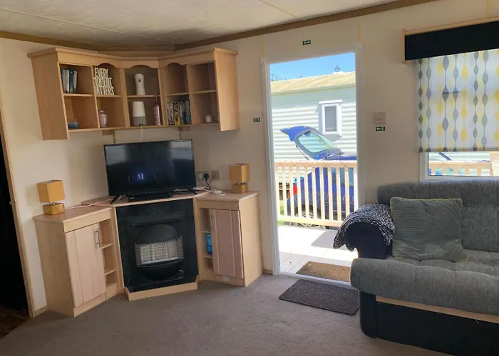 Static Caravan Golden Palm Resort